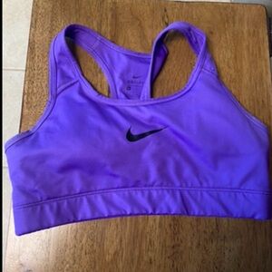 Womens Nike sports bra